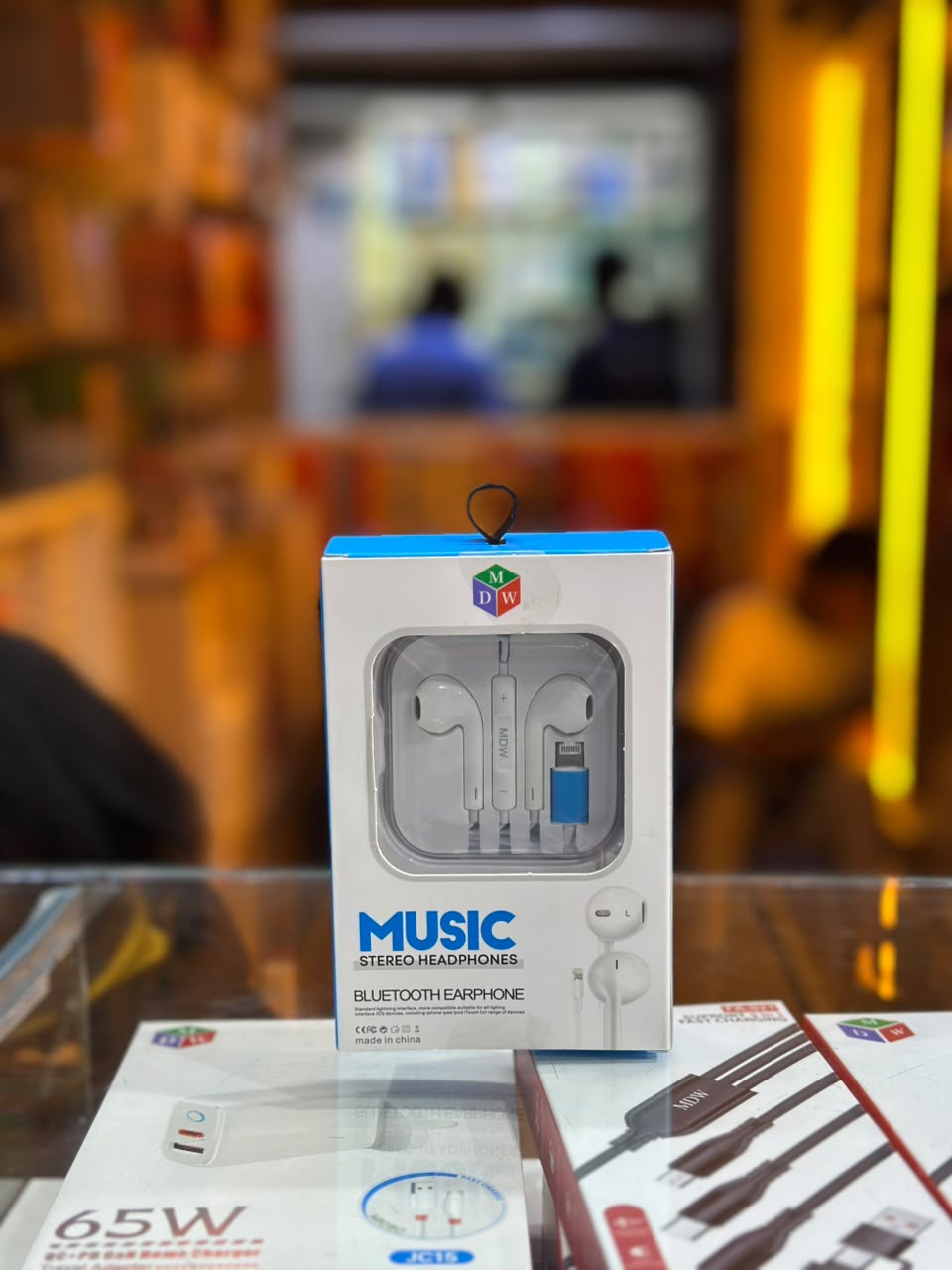 MDW Lightning Bluetooth Stereo Headphones